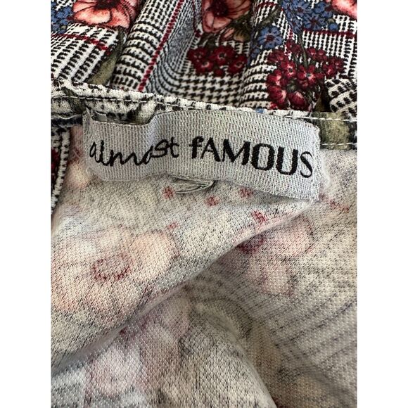 Almost Famous Wrap Romper Houndstooth Floral Print size Medium Summer Casual - Picture 3 of 7